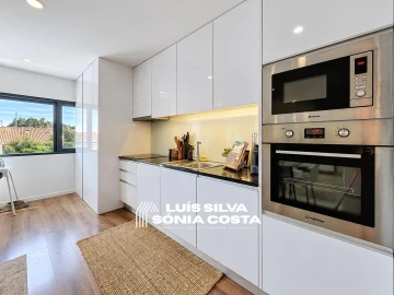 Apartamento T2 para Venda em Grijó e Sermonde