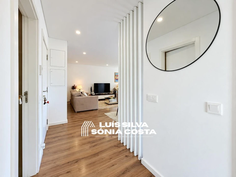 Apartamento T2 para Venda em Grijó e Sermonde Foto 13