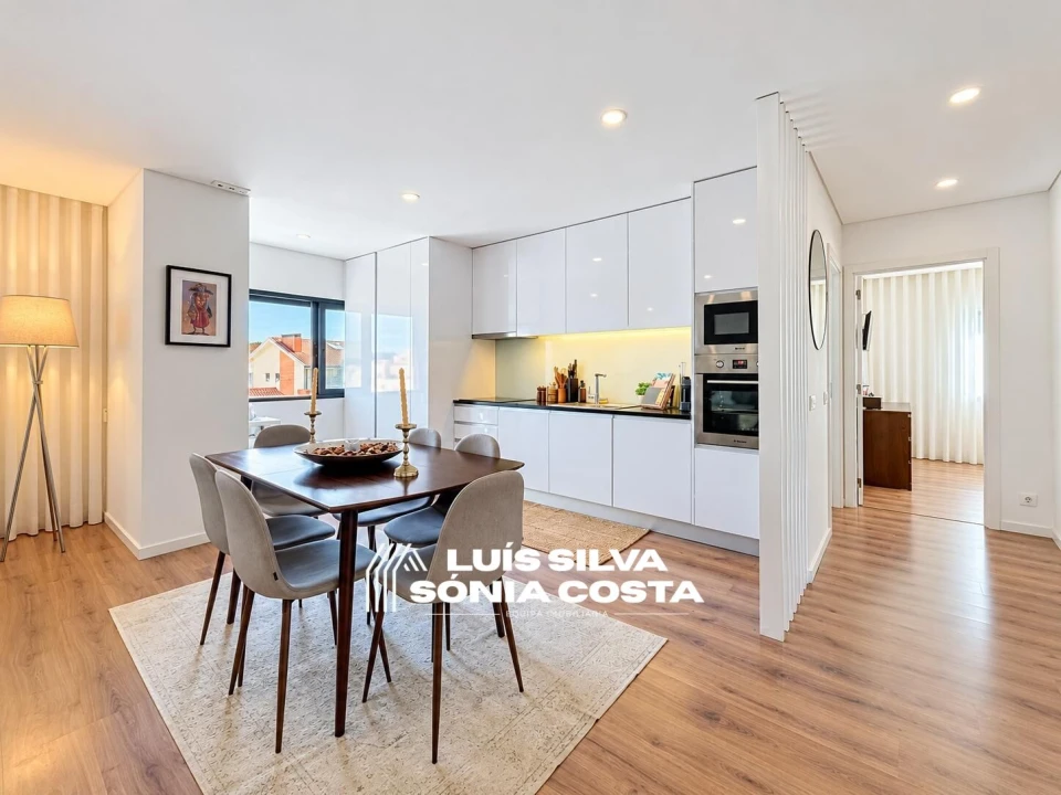 Apartamento T2 para Venda em Grijó e Sermonde Foto 7