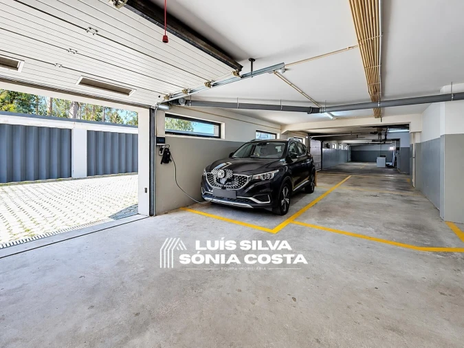 Apartamento T2 para Venda em Grijó e Sermonde Foto 28
