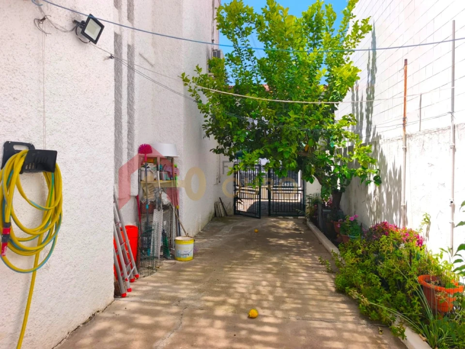Moradia T4 para Venda em Assunção, Ajuda, Salvador e Santo Ildefonso Foto 55