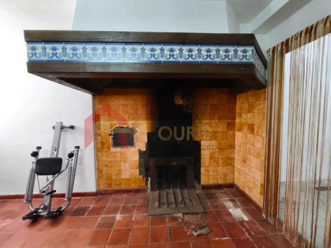 Moradia T4 para Venda em Assunção, Ajuda, Salvador e Santo Ildefonso Foto 48