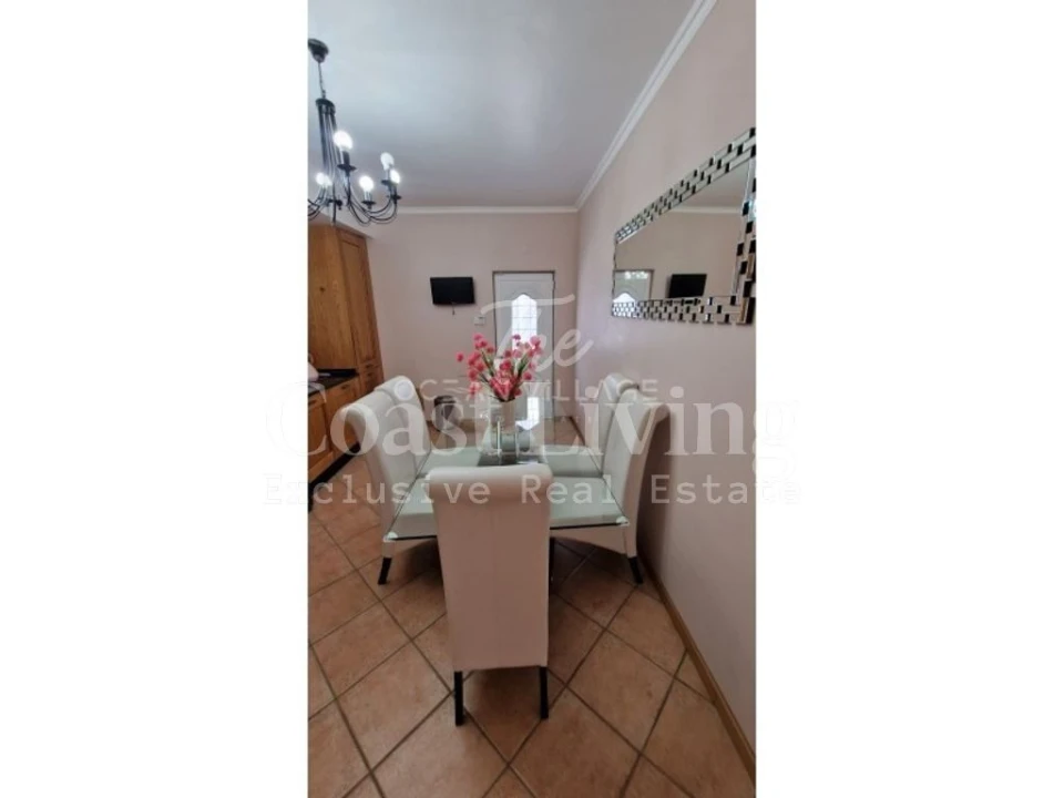 Moradia T5 para Venda em Almancil Foto 27