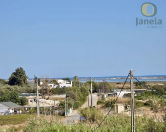 Moradia T2 para Venda em Moncarapacho e Fuseta
