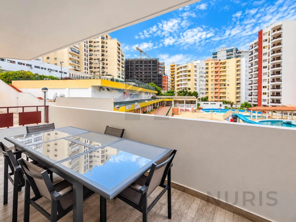 Apartamento T2 para Venda em Portimão Foto 6