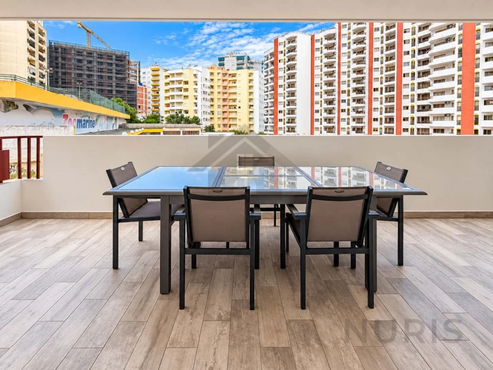 Apartamento T2 para Venda em Portimão Foto 8