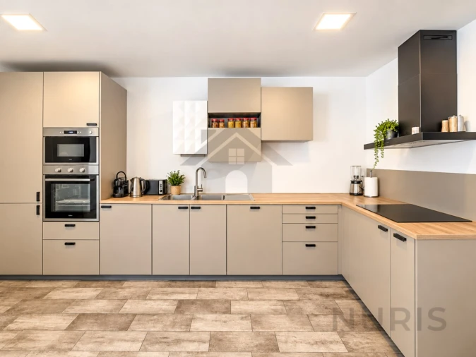 Apartamento T2 para Venda em Portimão Foto 3