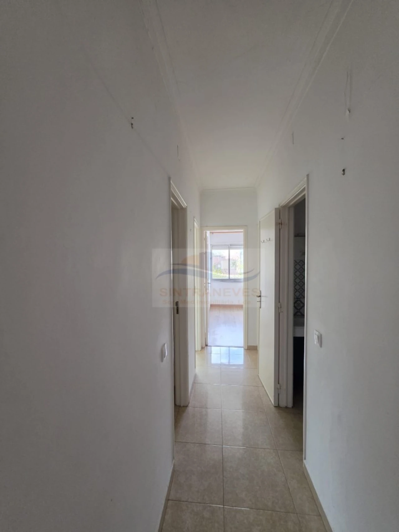 Apartamento T3 para Venda em Rio de Mouro Foto 10