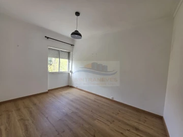 Apartamento T3 para Venda em Rio de Mouro