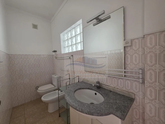 Apartamento T3 para Venda em Rio de Mouro Foto 12