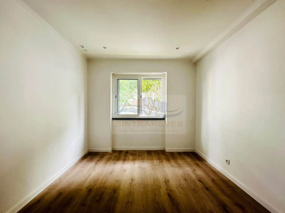 Apartamento T3 para Venda em Venteira Foto 7