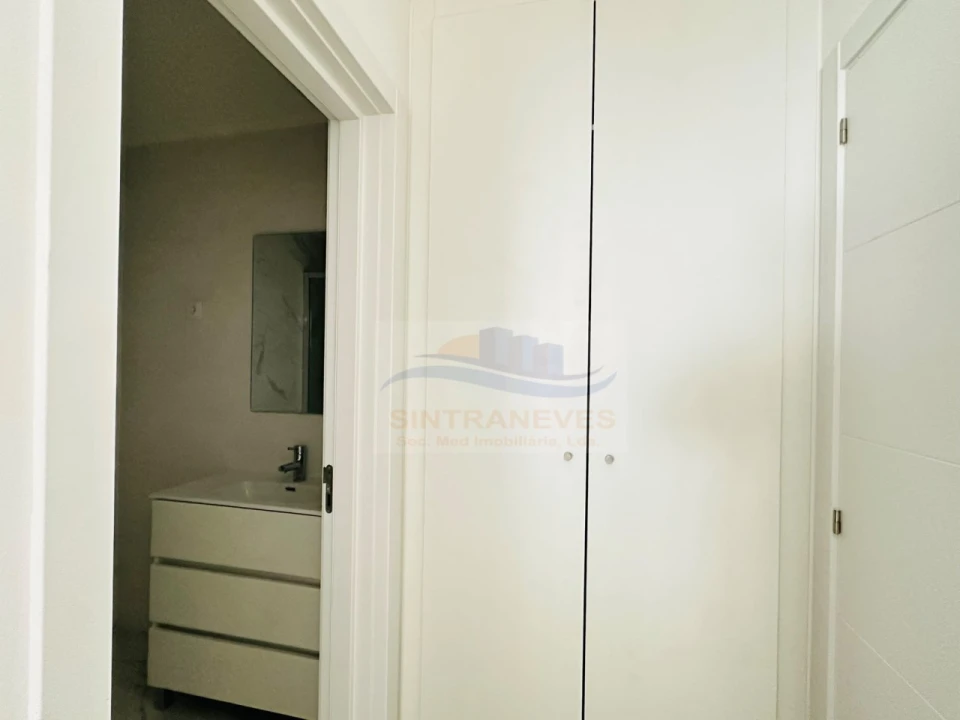 Apartamento T3 para Venda em Venteira Foto 10