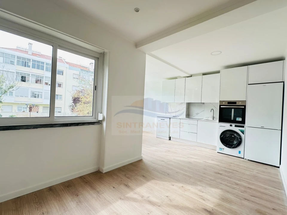 Apartamento T3 para Venda em Venteira Foto 20