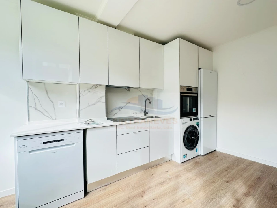 Apartamento T3 para Venda em Venteira Foto 23