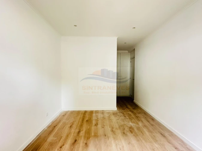 Apartamento T3 para Venda em Venteira Foto 15