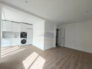 Apartamento T3 para Venda em Águas Livres