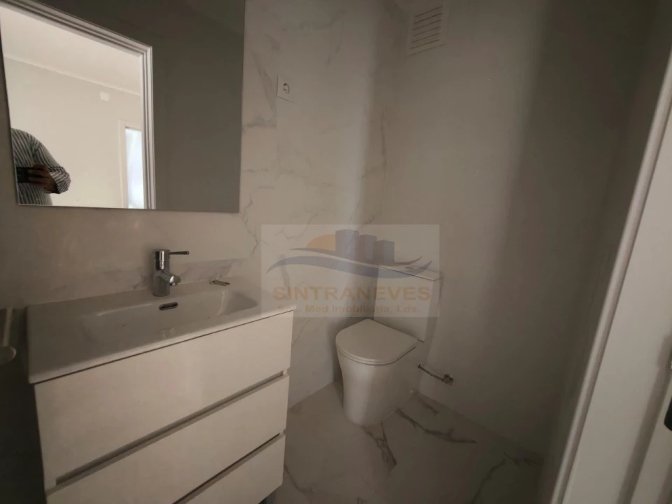 Apartamento T3 para Venda em Venteira Foto 6