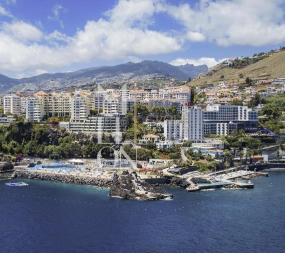 Apartamento T1 para Venda em São Martinho Foto 11