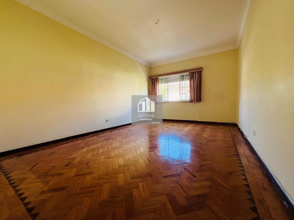 Apartamento T3 para Venda em Costa da Caparica Foto 3