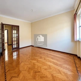Apartamento T3 para Venda em Costa da Caparica