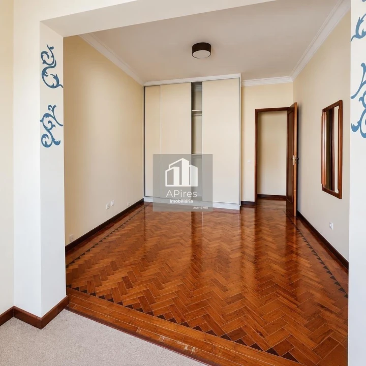 Apartamento T3 para Venda em Costa da Caparica Foto 9