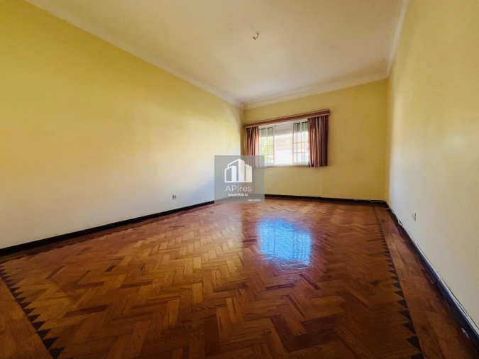 Apartamento T3 para Venda em Costa da Caparica Foto 3