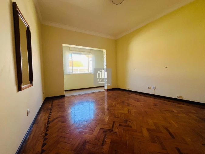 Apartamento T3 para Venda em Costa da Caparica Foto 7