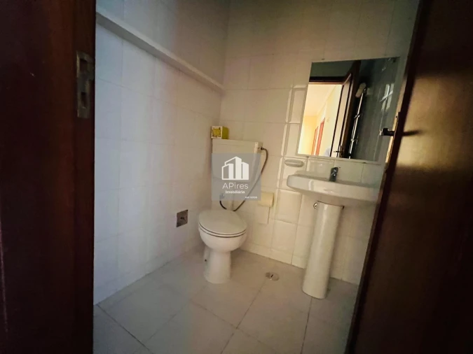 Apartamento T3 para Venda em Costa da Caparica Foto 21