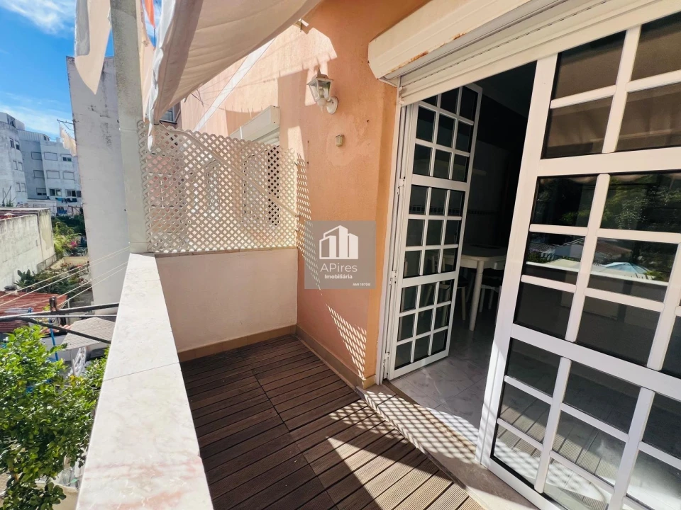 Apartamento T3 para Venda em Costa da Caparica Foto 29