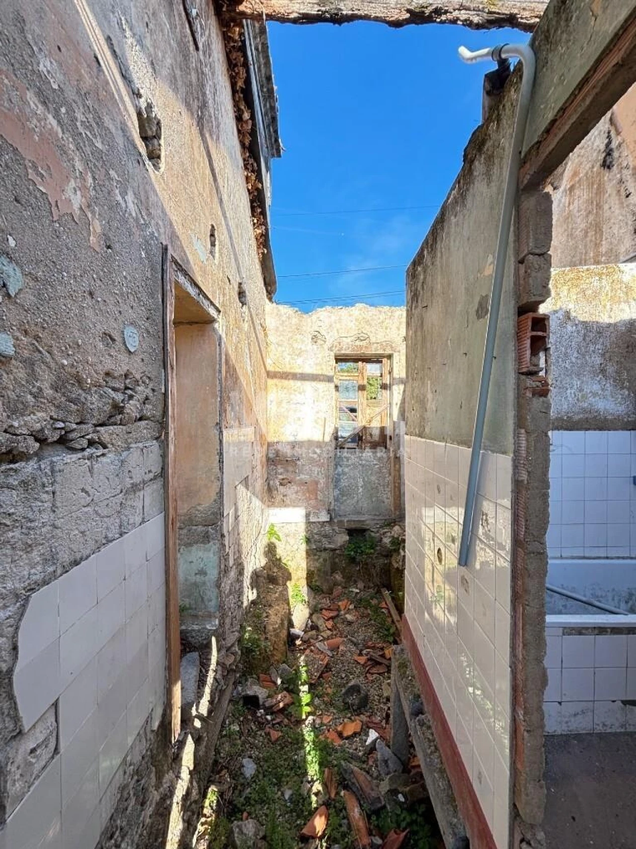 Moradia T4 para Venda em O. Azeméis, Riba-Ul, Ul, Macinhata Seixa, Madail Foto 18