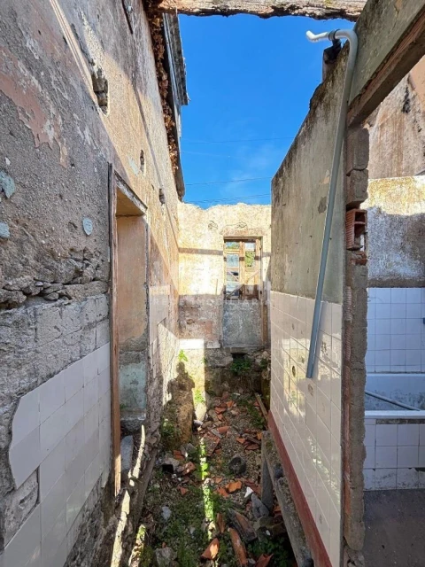 Moradia T4 para Venda em O. Azeméis, Riba-Ul, Ul, Macinhata Seixa, Madail