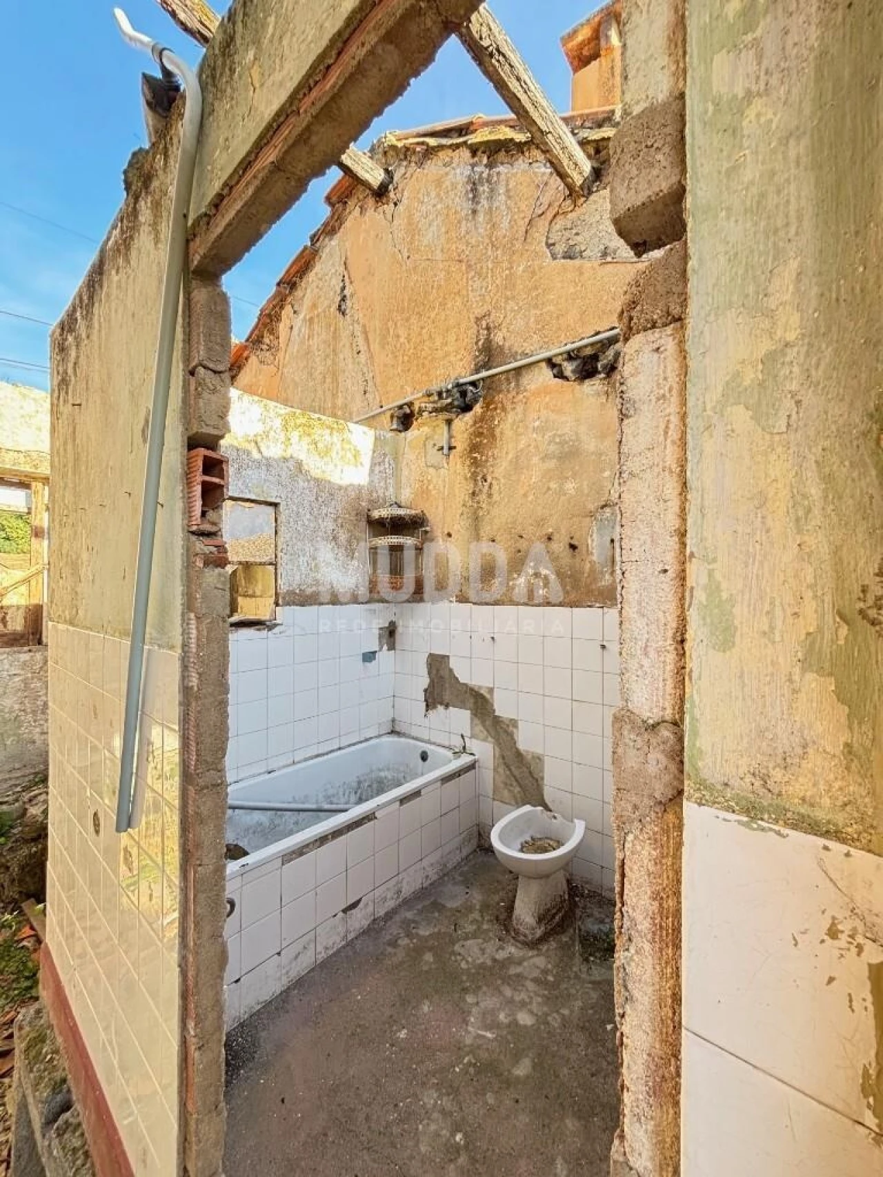 Moradia T4 para Venda em O. Azeméis, Riba-Ul, Ul, Macinhata Seixa, Madail Foto 17