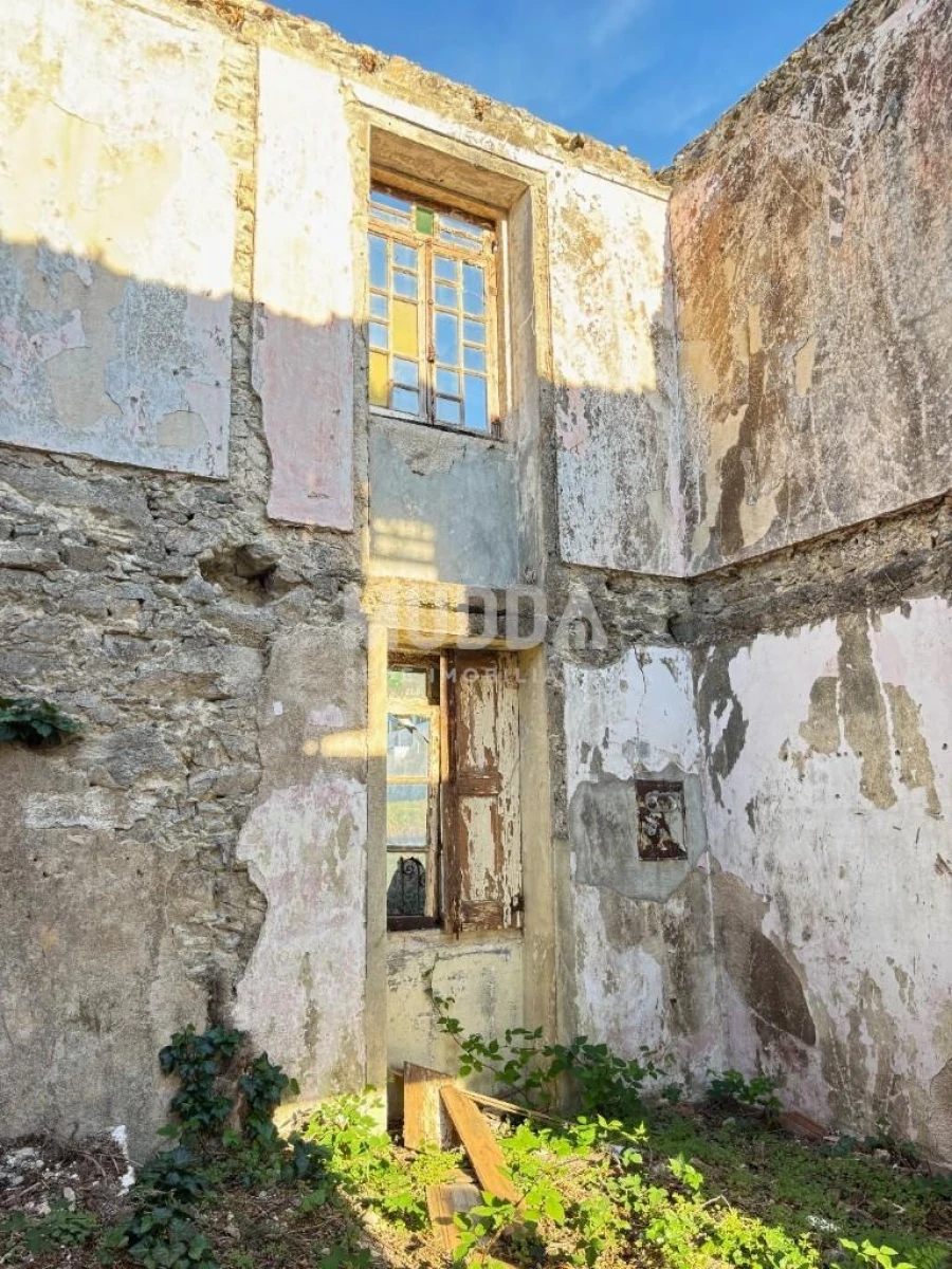 Moradia T4 para Venda em O. Azeméis, Riba-Ul, Ul, Macinhata Seixa, Madail Foto 11