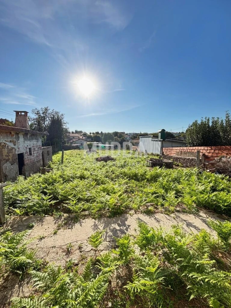 Moradia T4 para Venda em O. Azeméis, Riba-Ul, Ul, Macinhata Seixa, Madail Foto 7