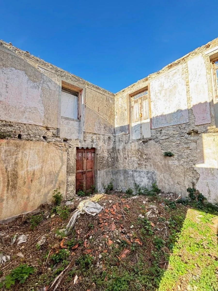 Moradia T4 para Venda em O. Azeméis, Riba-Ul, Ul, Macinhata Seixa, Madail Foto 20