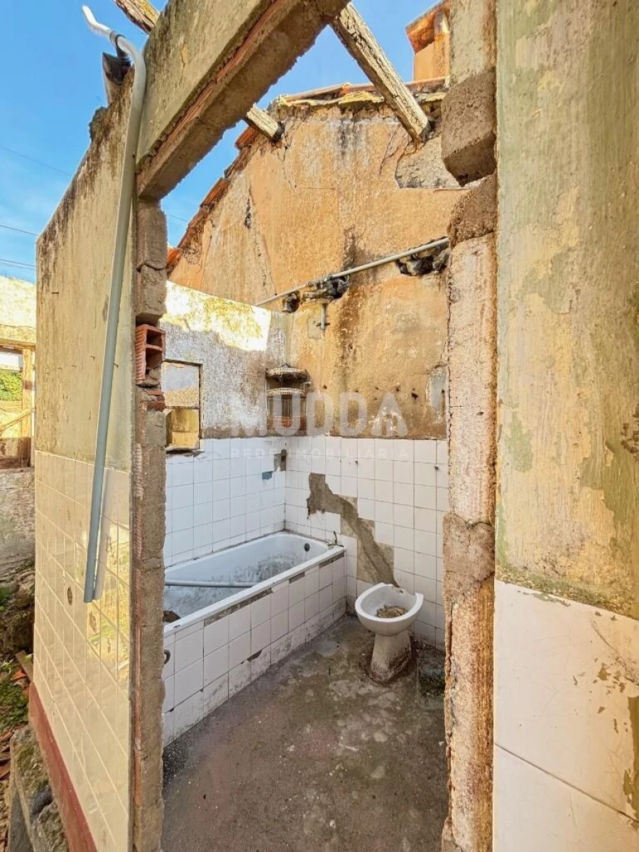 Moradia T4 para Venda em O. Azeméis, Riba-Ul, Ul, Macinhata Seixa, Madail Foto 17