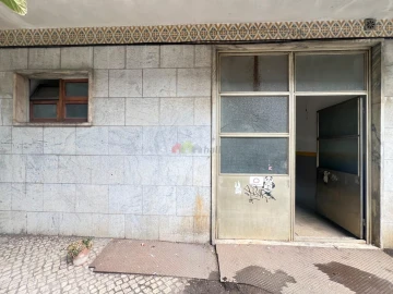 Loja para Venda em Algés, Linda-A-Velha e Cruz Quebrada-Dafundo