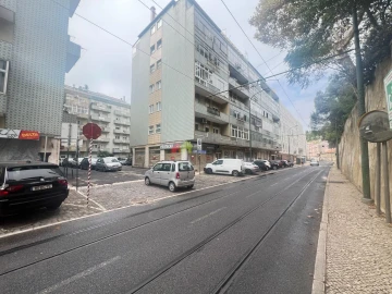 Loja para Venda em Algés, Linda-A-Velha e Cruz Quebrada-Dafundo