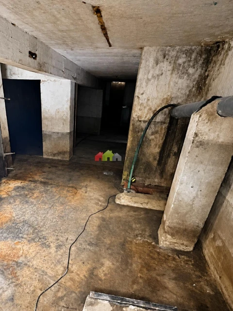 Loja para Venda em Algés, Linda-A-Velha e Cruz Quebrada-Dafundo