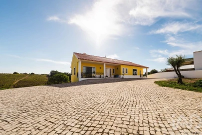 Moradia T3 para Venda em Carvalhal