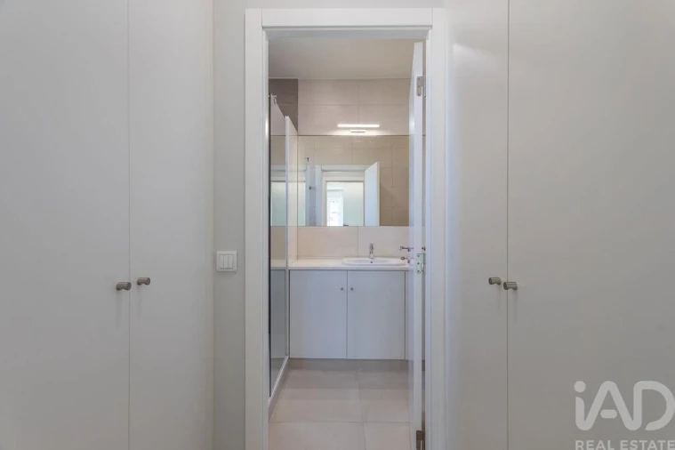 Apartamento T2 para Venda em Ajuda Foto 16