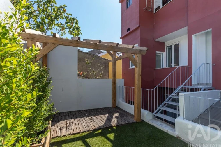 Apartamento T2 para Venda em Ajuda Foto 8