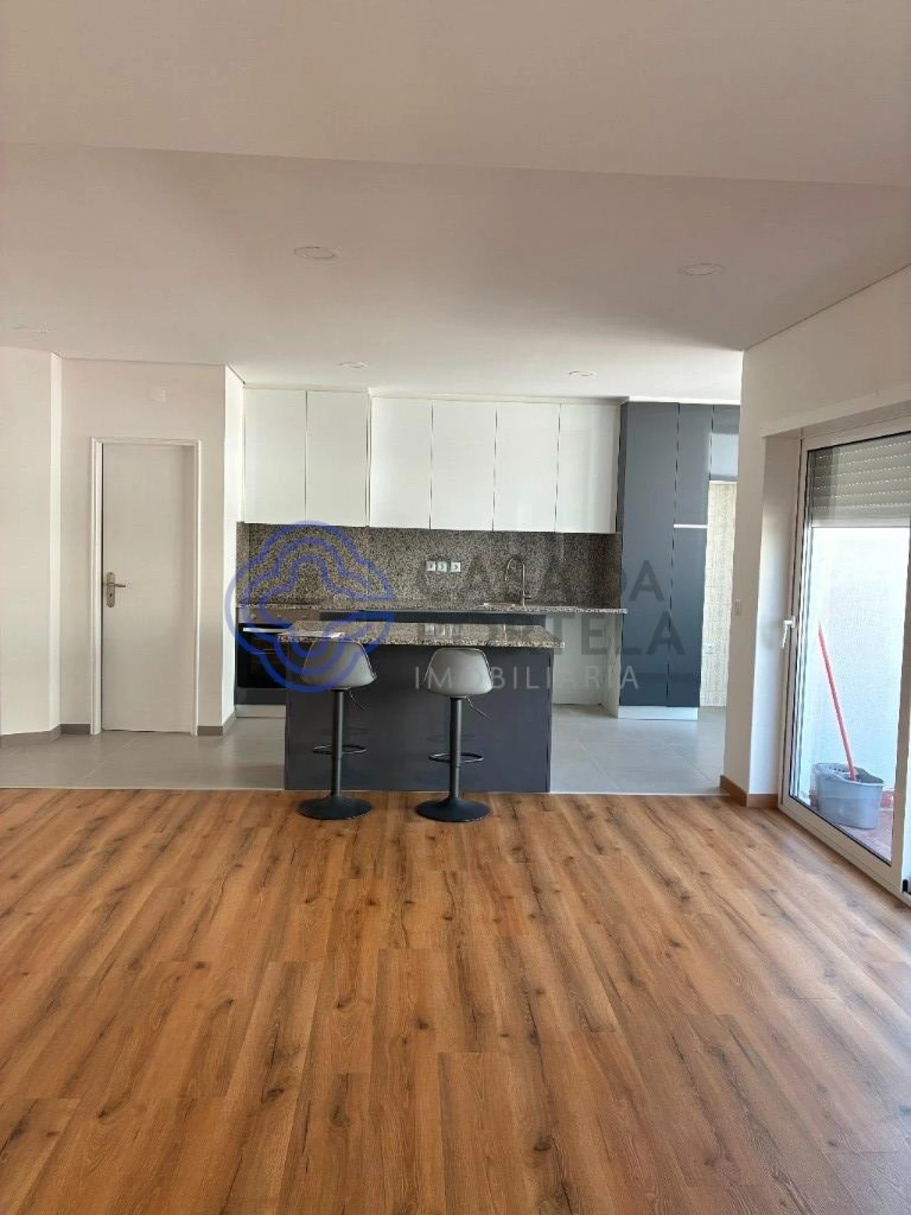 Apartamento T3 para Venda em Darque Foto 1