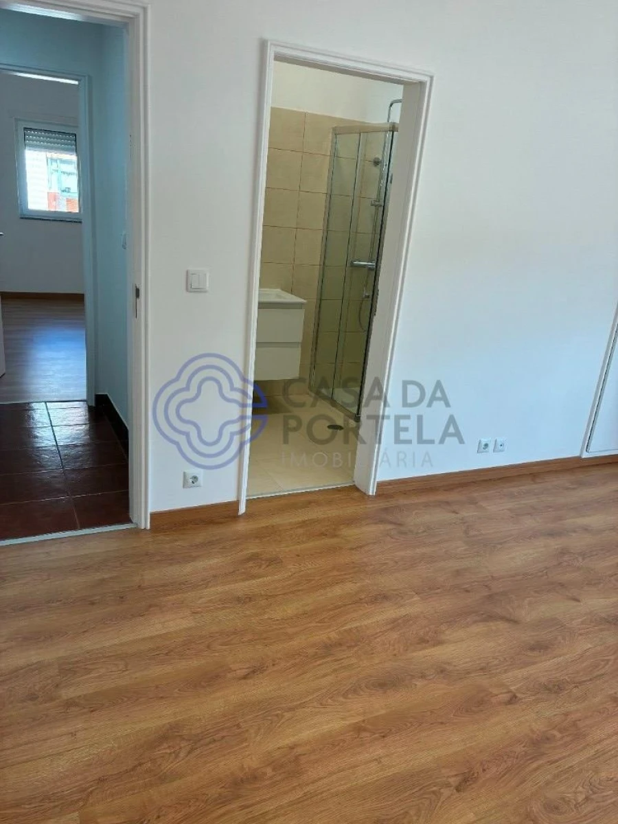 Apartamento T3 para Venda em Darque Foto 15
