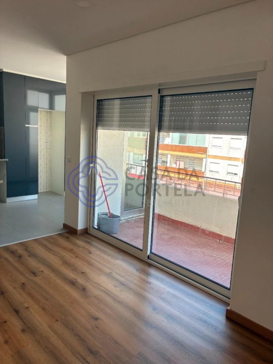 Apartamento T3 para Venda em Darque Foto 4