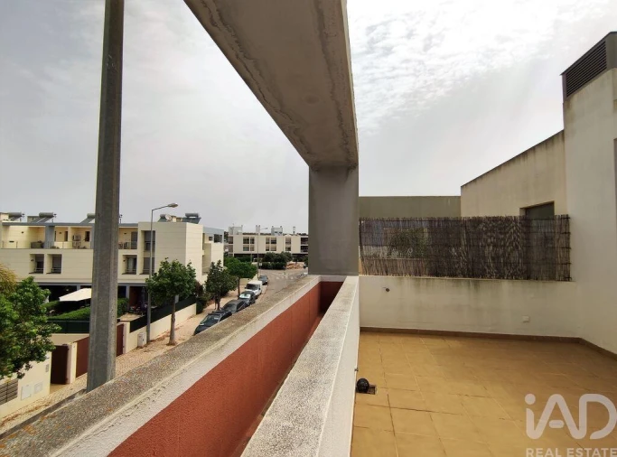 Moradia T3 para Arrendamento em Ferreiras Foto 20