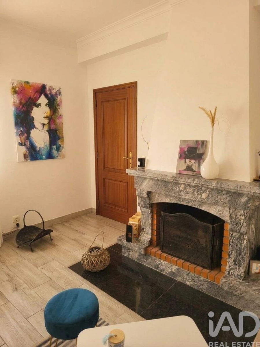 Apartamento T1 para Venda em Bombarral e Vale Covo Foto 6