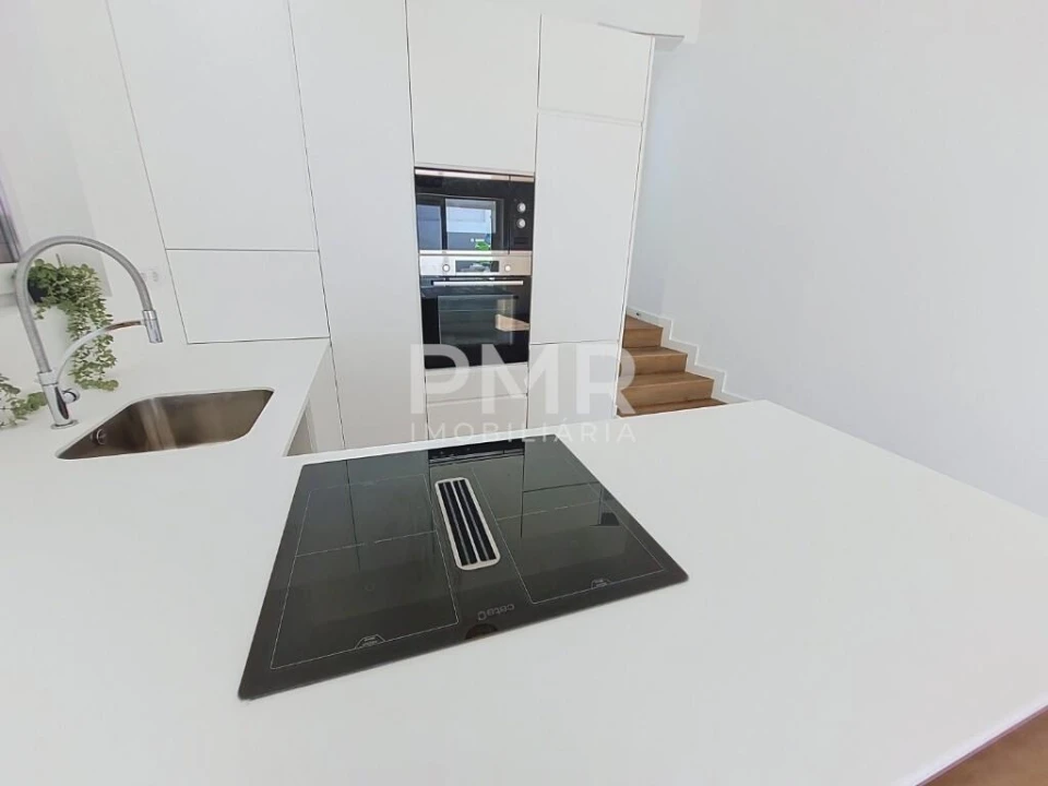 Moradia T2 para Venda em Oeiras e São Julião da Barra, Paço de Arcos e Caxias Foto 8