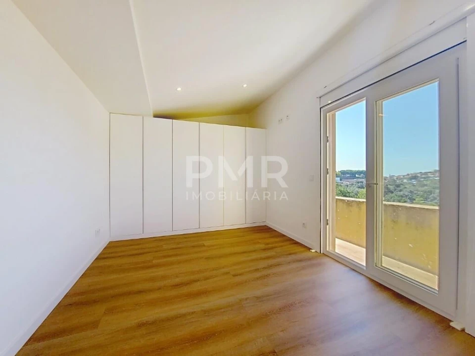 Moradia T2 para Venda em Oeiras e São Julião da Barra, Paço de Arcos e Caxias Foto 13