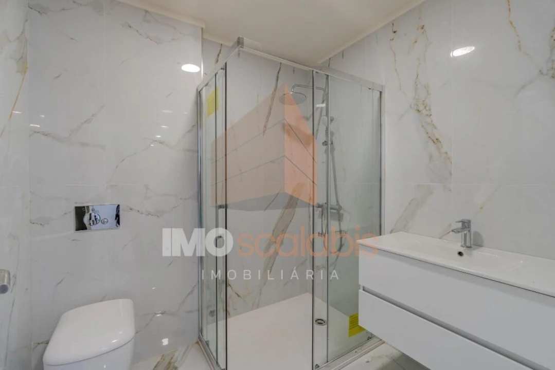 Apartamento T3 para Venda em Romeira e Várzea Foto 33